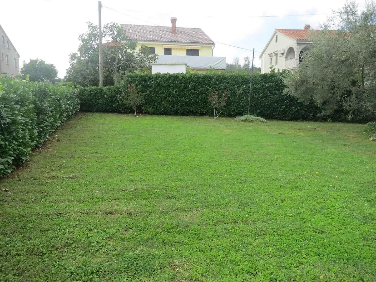 Apartments In Porat/Insel Krk 13155